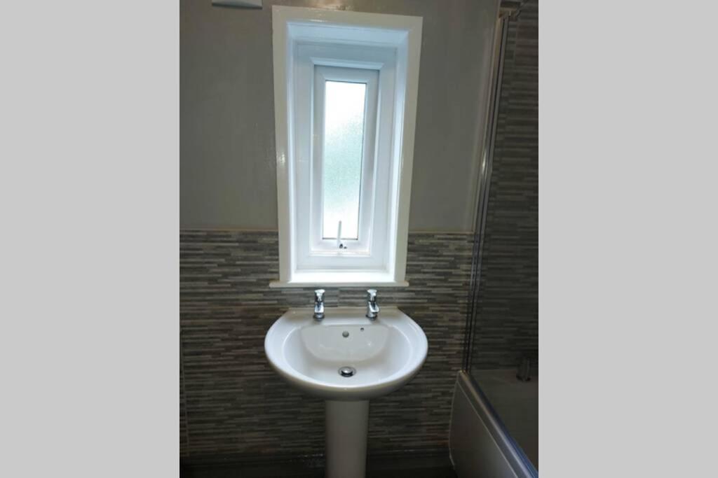 Lovely 2 Bedroomed Flat In The Centre Of Longton Longton  Extérieur photo